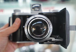 沈阳二手探店 那些过季胶片与数码相机，现在还值多少？颠覆想象的普通数码相机价值揭秘